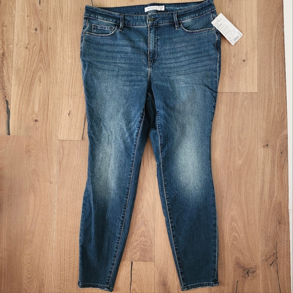 NWT Athleta Skinny Jeans